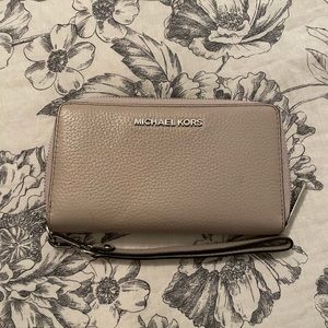 Michael Kors wallet